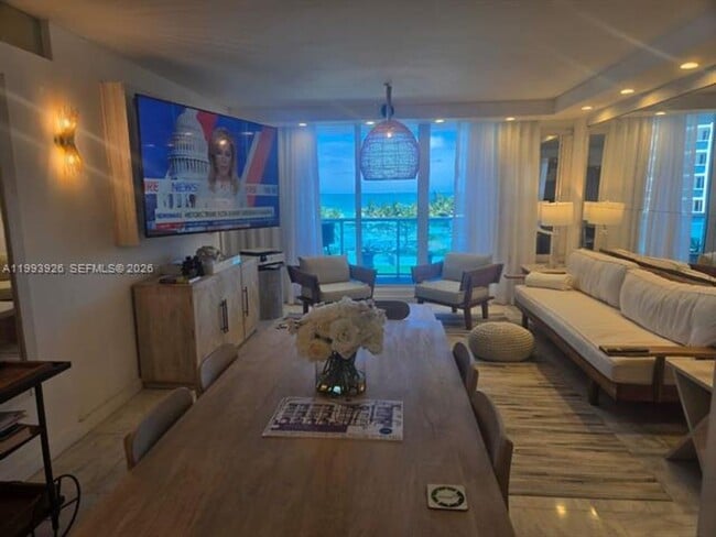 Building Photo - 2301 Collins Ave