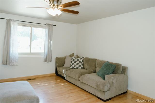 Building Photo - 11765 Ash Dr