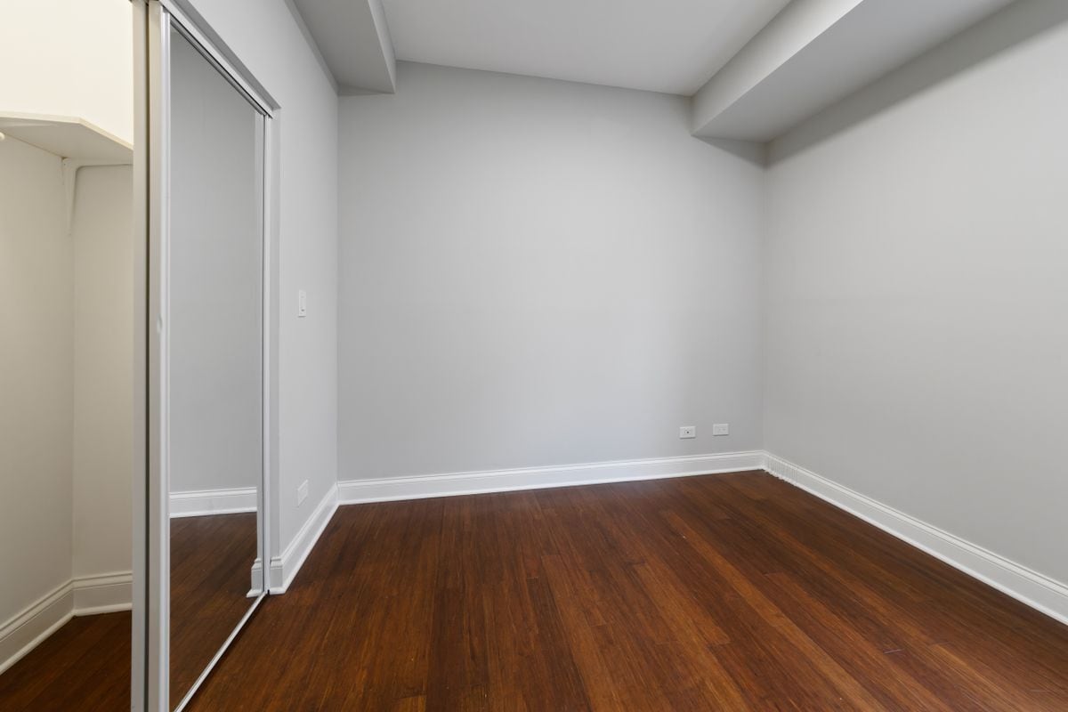 Building Photo - 4637 N Dover St