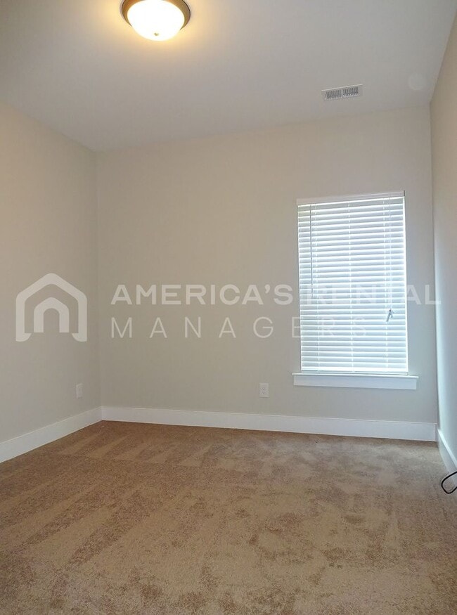 Building Photo - Home for Rent in McCalla! AVAILABLE NOW!! ...