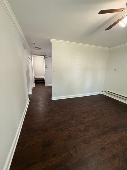 Building Photo - 2113 W Giddings St