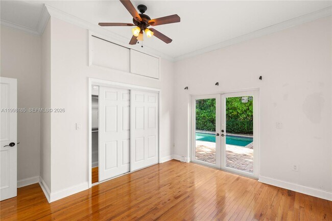 Building Photo - 1428 Medina Ave