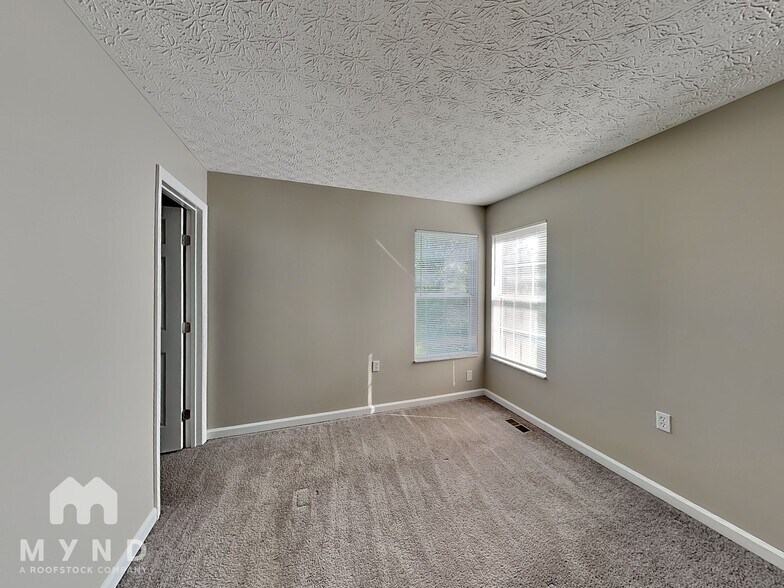 Building Photo - 2069 Prominence Dr