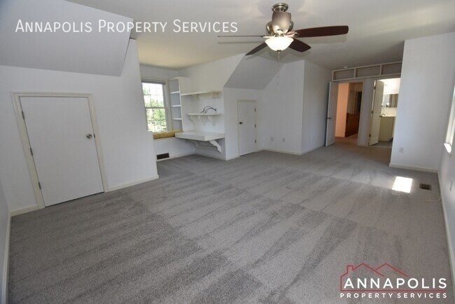 Building Photo - 307 Mainsail Dr