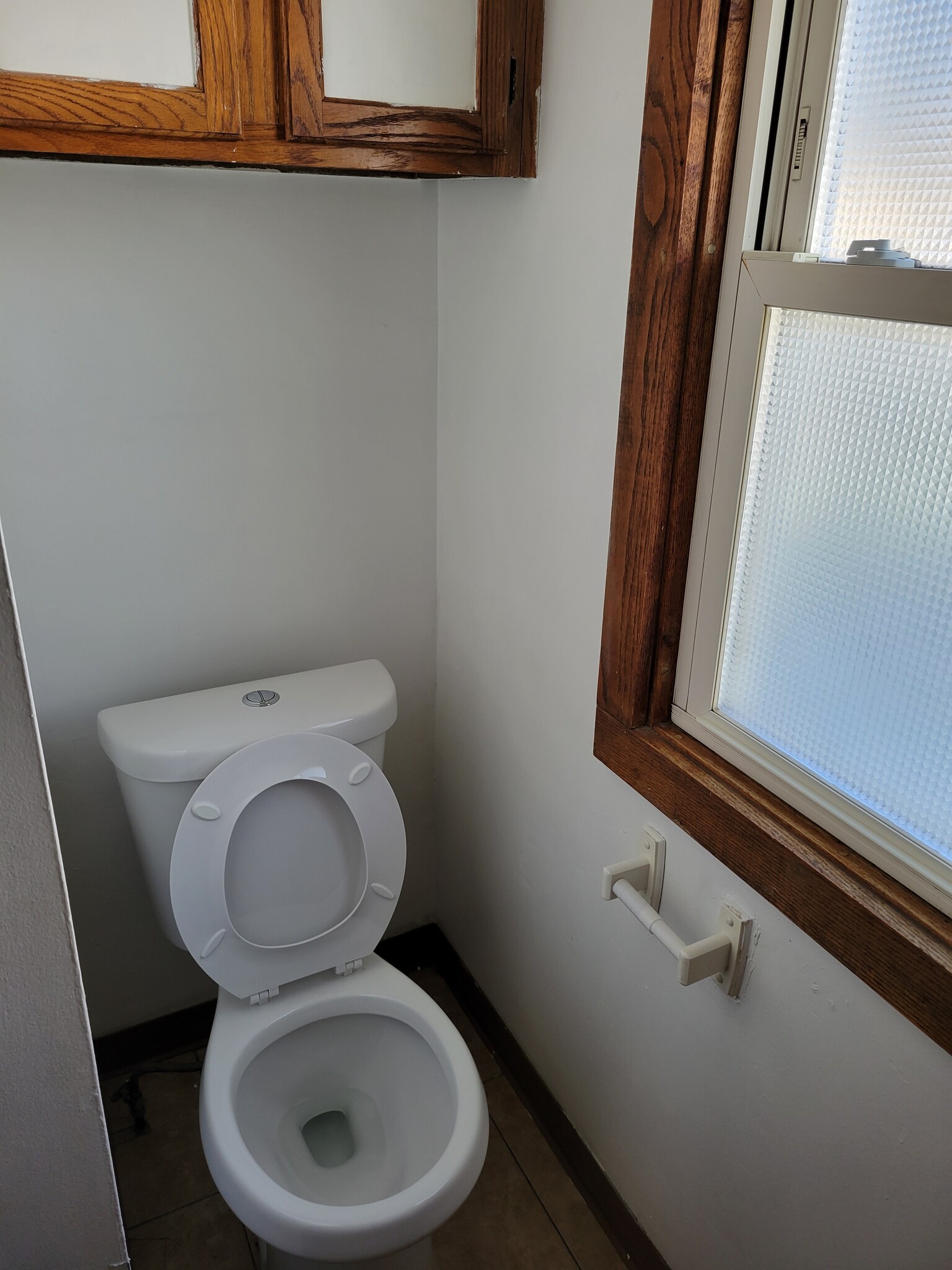 Bathroom - 87 McNaughton St