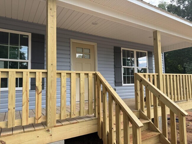 Building Photo - 9 Woodgreen Dr
