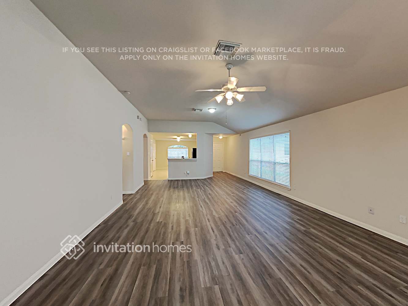 Building Photo - 2411 Cardinal Elm St