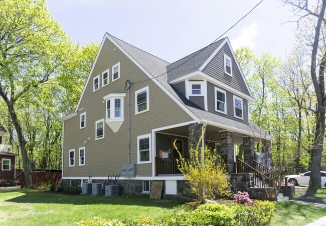 Building Photo - 2 bedroom in Boston MA 02134