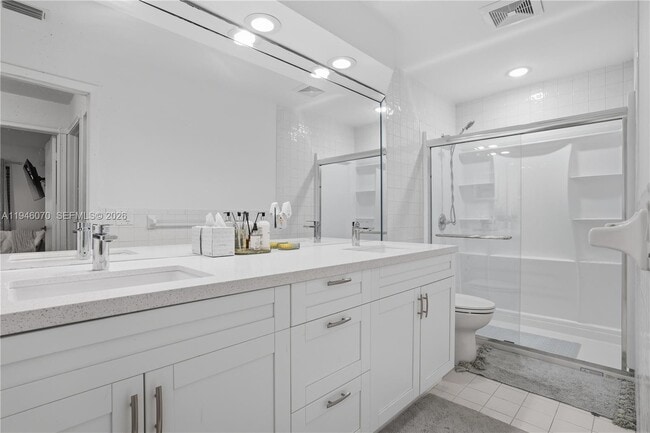 Building Photo - 15006 SW 141st Ct