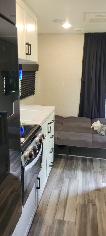 Building Photo - 4742 Pelican