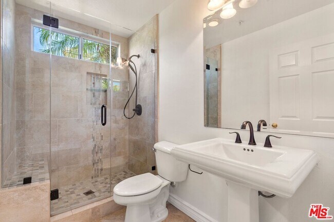 Building Photo - 24534 Stonegate Dr