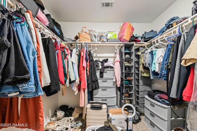 Building Photo - 205 Cane Run Ct