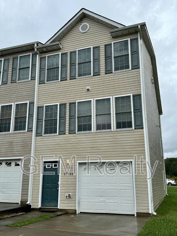 Primary Photo - 35122 Saba Pl