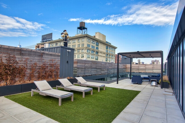 Building Photo - 51 Jay St