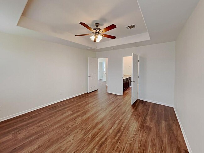 Building Photo - 18226 Amalfi Coast Dr