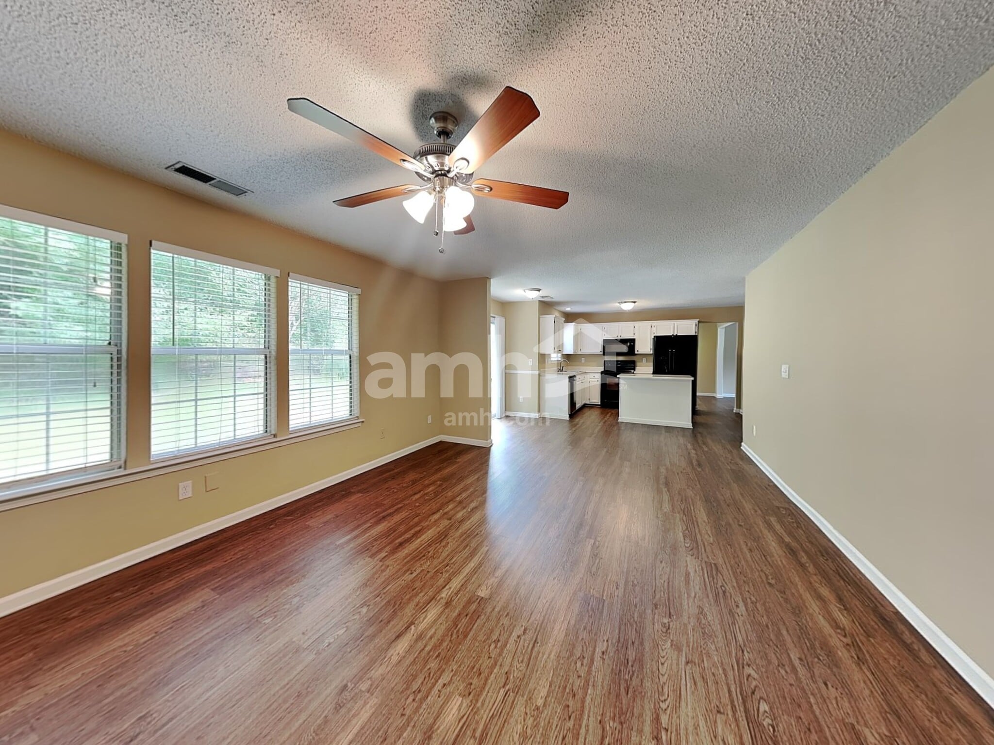 Building Photo - 12719 Diamond Dr