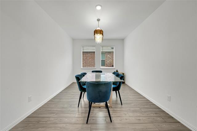 Building Photo - 5630 Elwood Dr