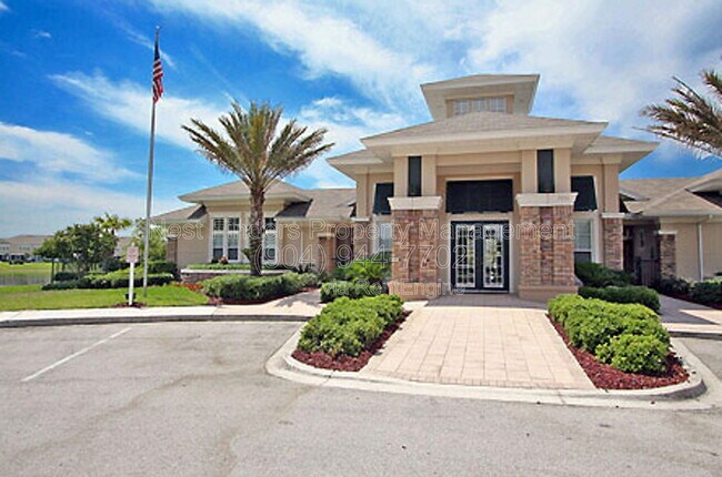 Building Photo - 7990 Baymeadows Rd E