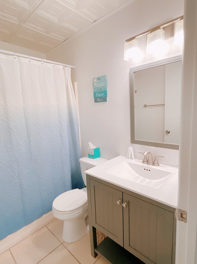 Building Photo - 663 William Hilton Pkwy