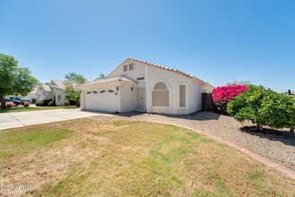 Building Photo - 4559 W Dailey St