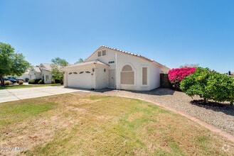 Building Photo - 4559 W Dailey St