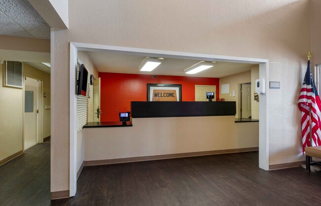 Building Photo - Furnished Studio-Dallas - Plano Parkway