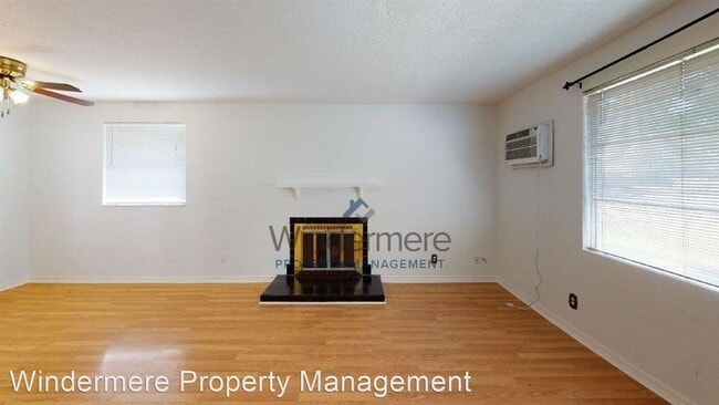 Building Photo - 1 br, 1 bath House - 114 S Clinton