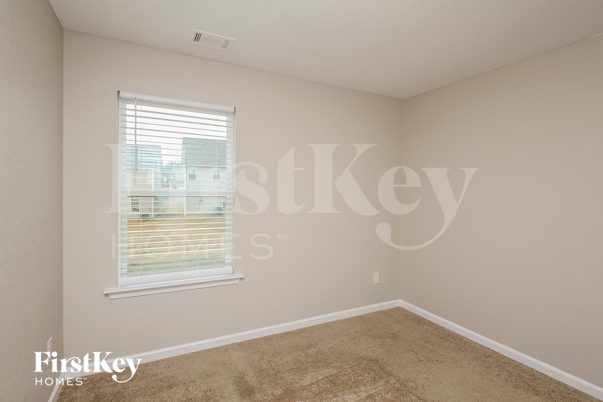 Building Photo - 811 Walnut Creek Cir