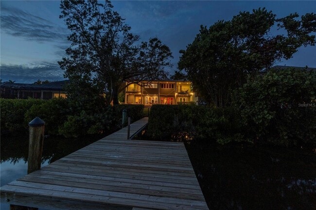 Building Photo - 838 Monterey Blvd NE