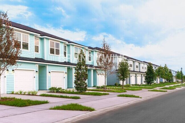 Building Photo - AVAILABLE NOW! APPLY NOW! 3BED 2.5BATH