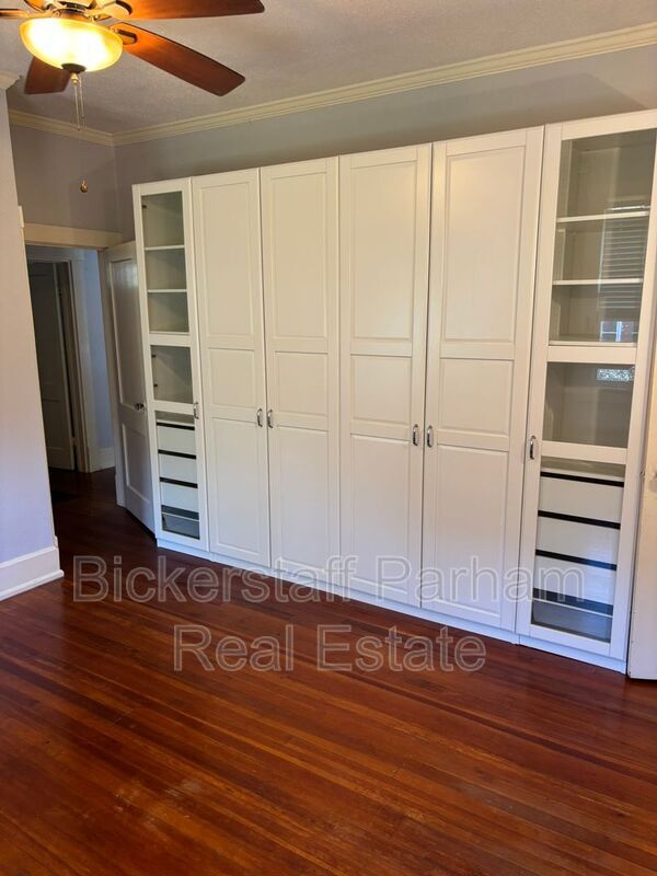 Building Photo - 1901 Hill St