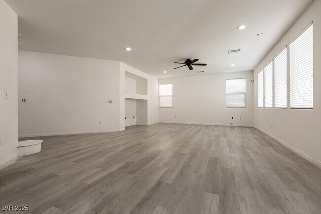 Building Photo - 2128 Marsh Tern Ct
