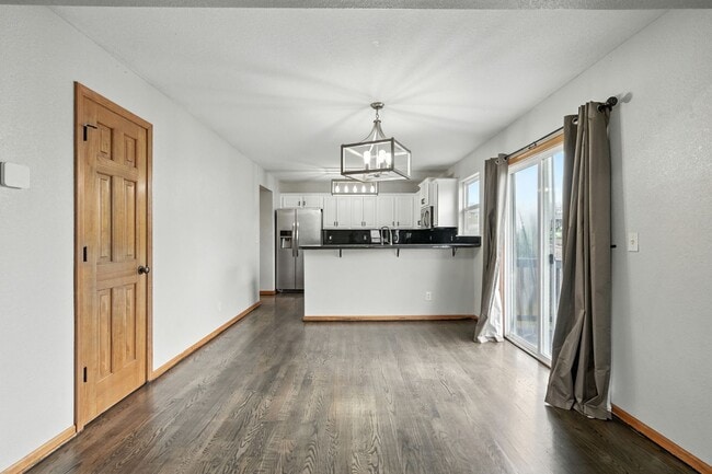 Building Photo - Beautiful Single Family Home, Sutter Woods...