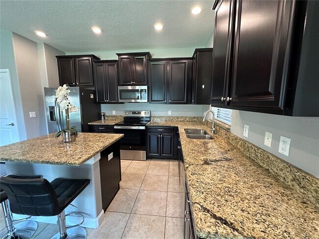 Building Photo - 28601 Tranquil Lake Cir