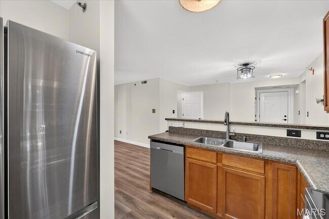 Building Photo - 4103 Spring River Dr