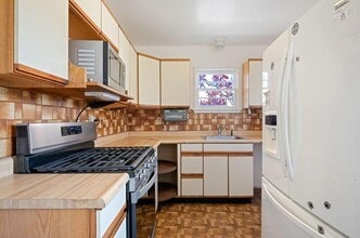 Building Photo - 5730 Gato Ave