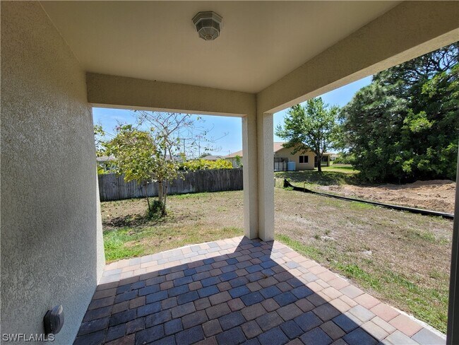 Building Photo - 1230 NW 19th St