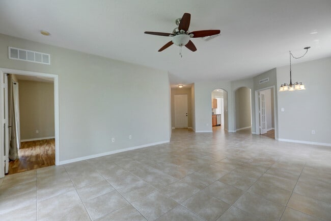 Building Photo - 9516 SW Flowermound Cir