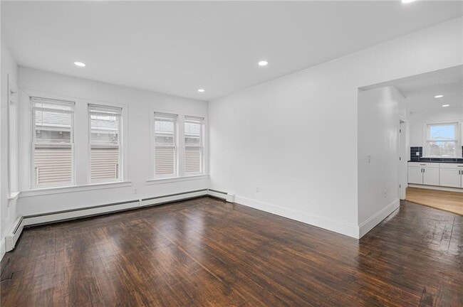 Building Photo - 30 Cypress St