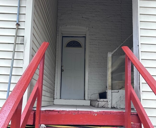 Building Photo - 2224 W Cullerton St