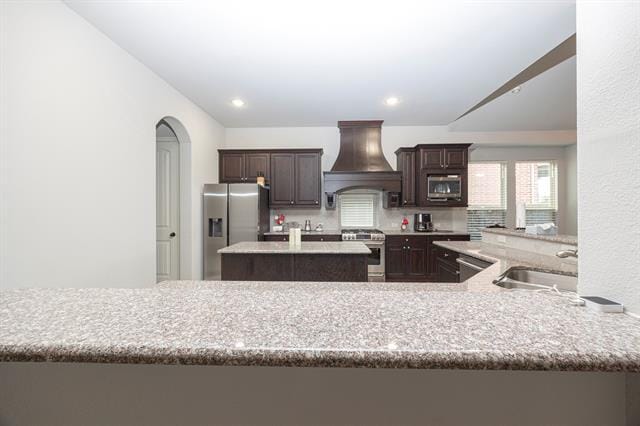 Building Photo - 5579 Lightfoot Ln