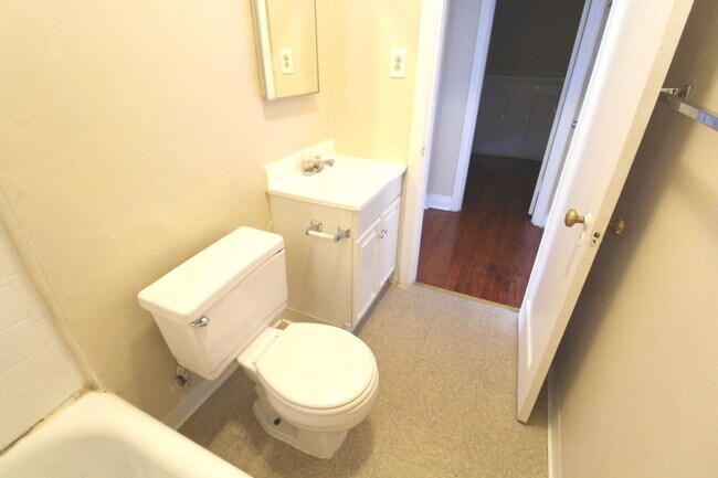 Interior Photo - Hilltop Apartments