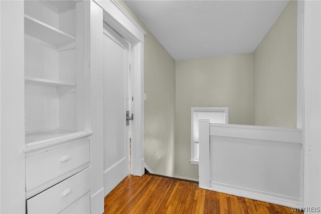 Building Photo - 69 W Northrup Pl