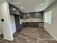 Building Photo - 1348 W 41st Pl