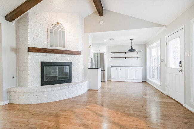 Building Photo - 9714 Railton St