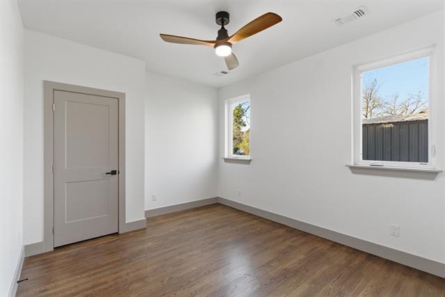 Building Photo - 819 Dubois St