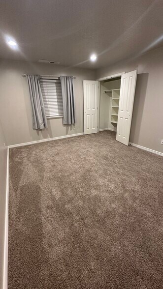 3rd Bedroom with Closet - 12339 S Black Foot St