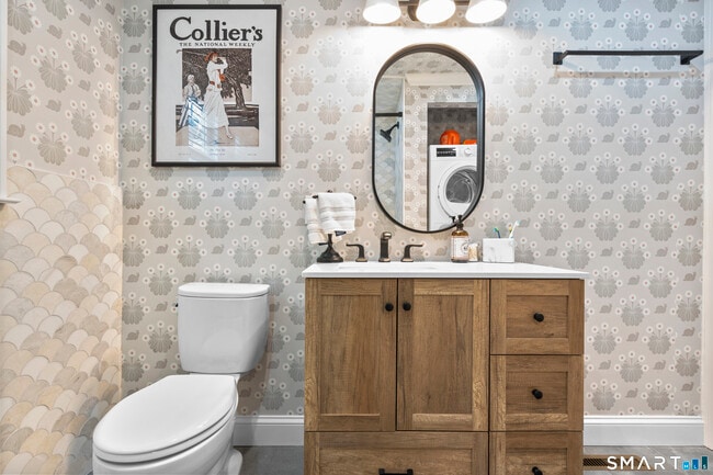 Building Photo - 180 Ruane St