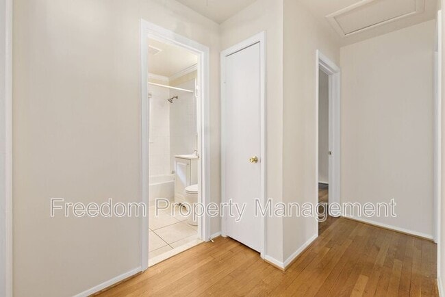Building Photo - 14309 Fairmont Ct