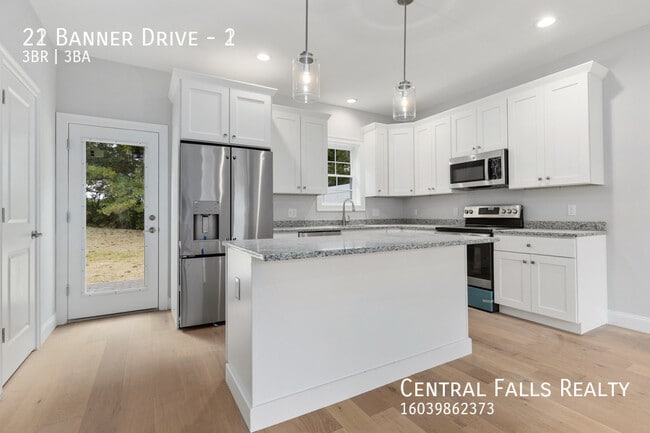 Building Photo - 21 Banner Dr